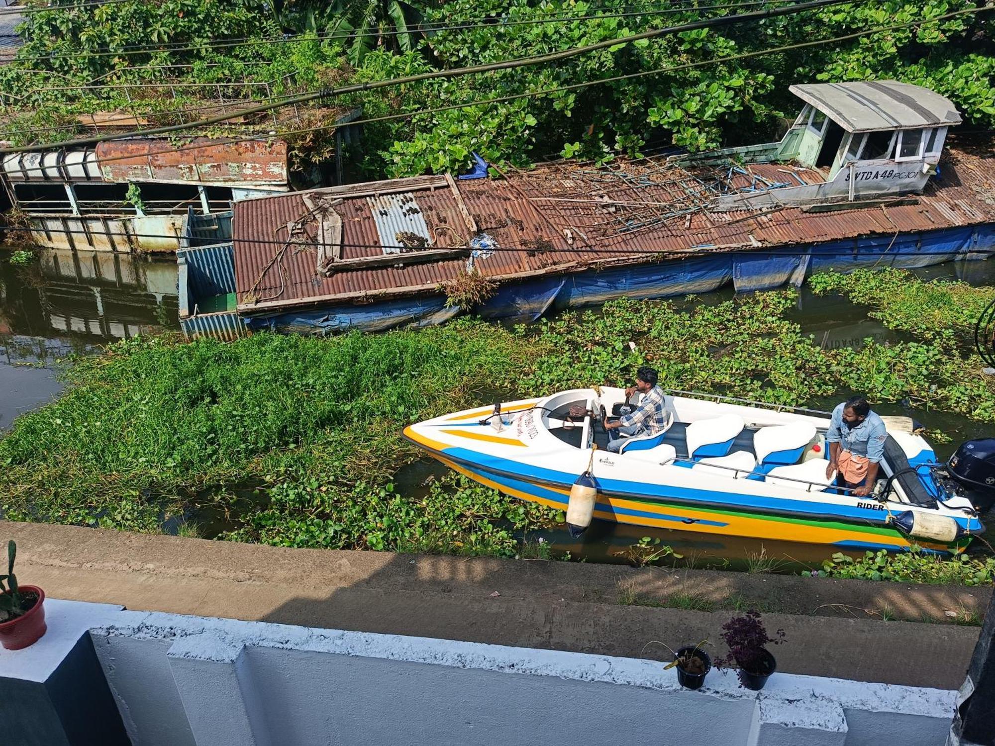 Paddy N Canal Homestay Alappuzha Екстер'єр фото
